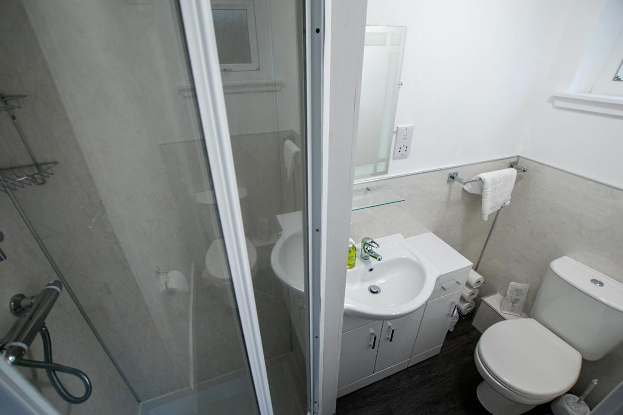 Corran Bunkhouse Corran (Lochaber, Highlands) Exterior foto A shower cubicle
