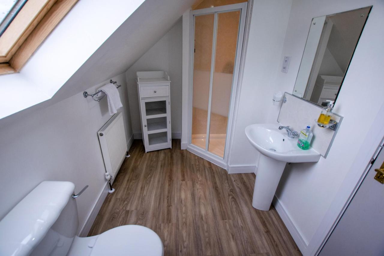 Corran Bunkhouse Corran (Lochaber, Highlands) Exterior foto Ensuite bathroom