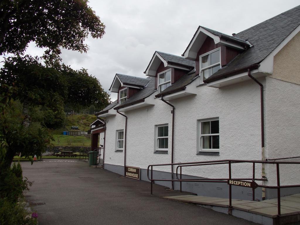 Corran Bunkhouse Corran (Lochaber, Highlands) Exterior foto The old station building