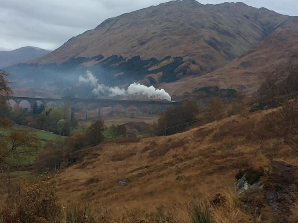 Corran Bunkhouse Corran (Lochaber, Highlands) Exterior foto The Jacobite on the West Highland Line