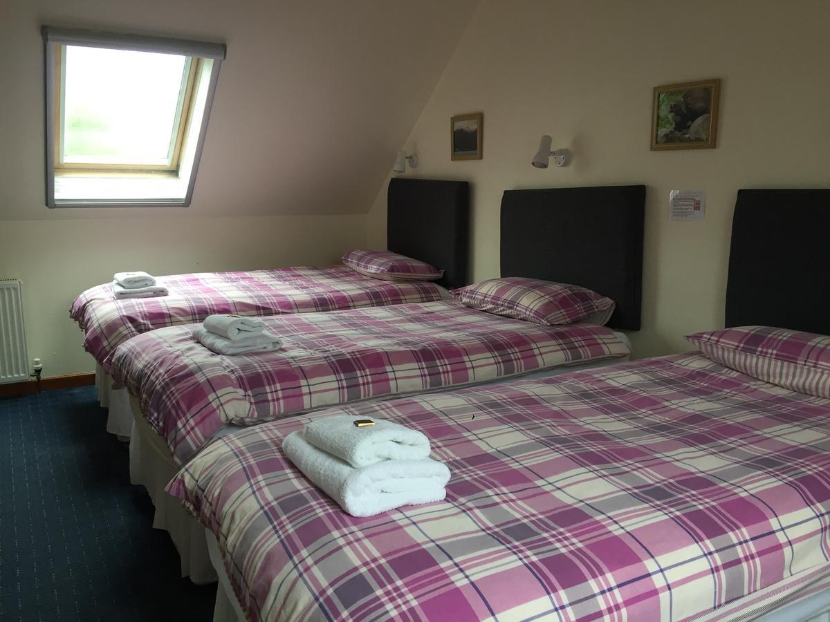 Corran Bunkhouse Corran (Lochaber, Highlands) Exterior foto A typical bedroom at the hostel